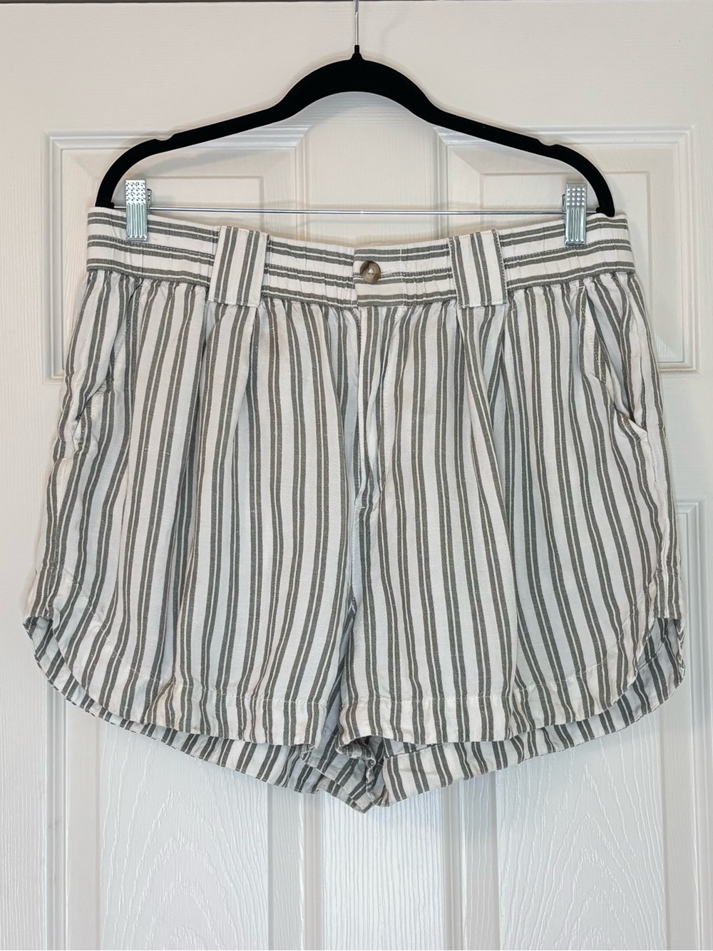 Madewell Linen Blend Curved Hem Striped High Waisted Shorts